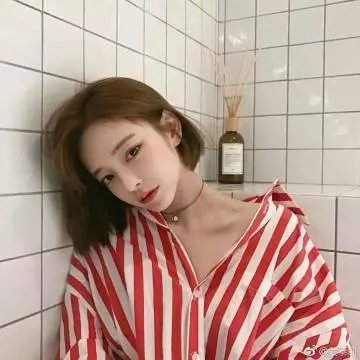 圣母在上第三季海报