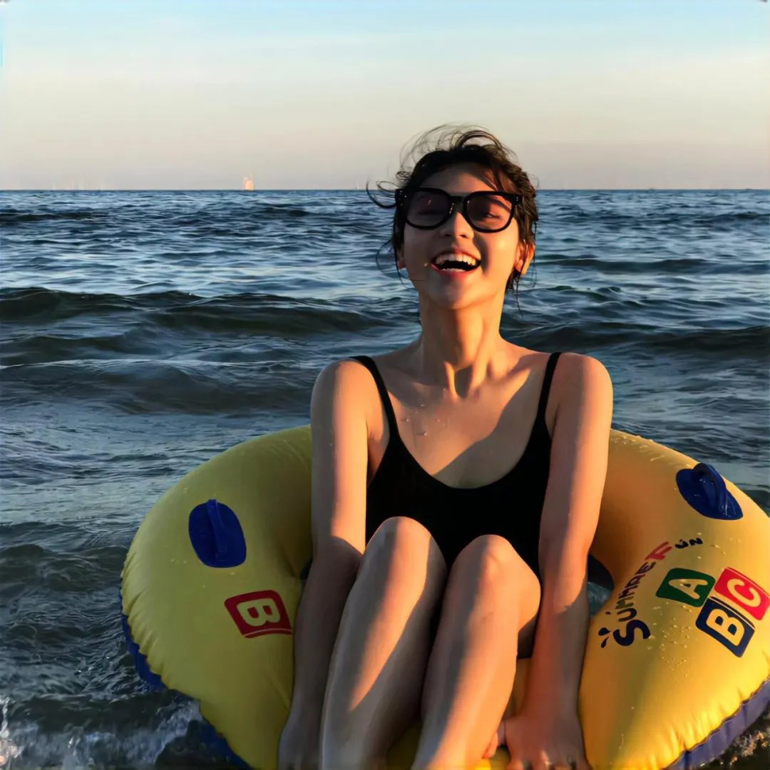 侦探米娜海报